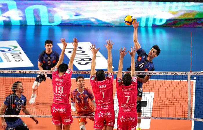 il Tours Volley-Ball firma un rapido successo contro il Sète ed entra nella top 8