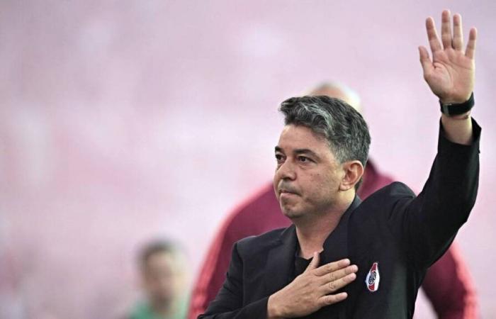 River Plate. Marcelo Gallardo si è commosso fino alle lacrime dopo il commovente omaggio del Monumental a suo padre