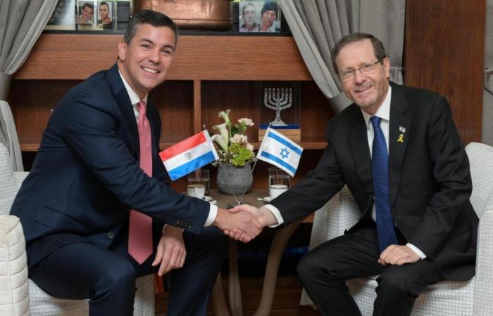 Il presidente del Paraguay visita Israele per inaugurare l'ambasciata del suo Paese a Gerusalemme