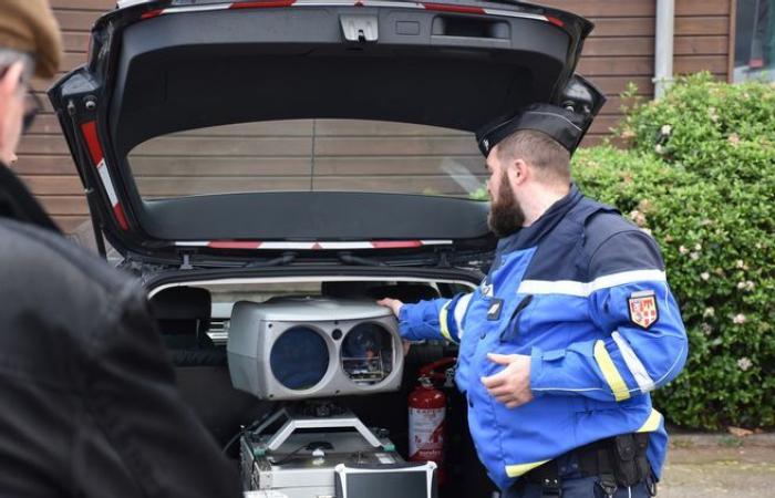 Hanno ribaltato un autobus per formare questi studenti dell'Alta Loira in caso di incidente