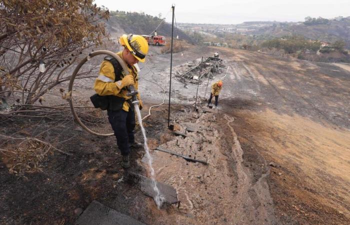 già 1.600 ettari distrutti a Malibu, le fiamme alimentate dal vento