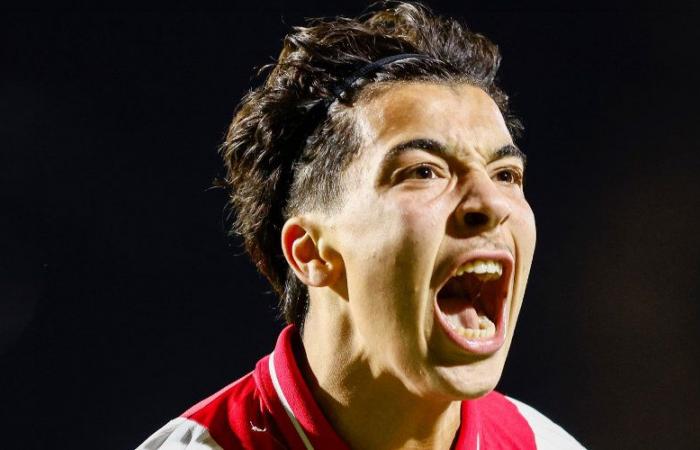 Il gioiello di Rayane Bounida per il suo debutto professionale con l’Ajax (video)