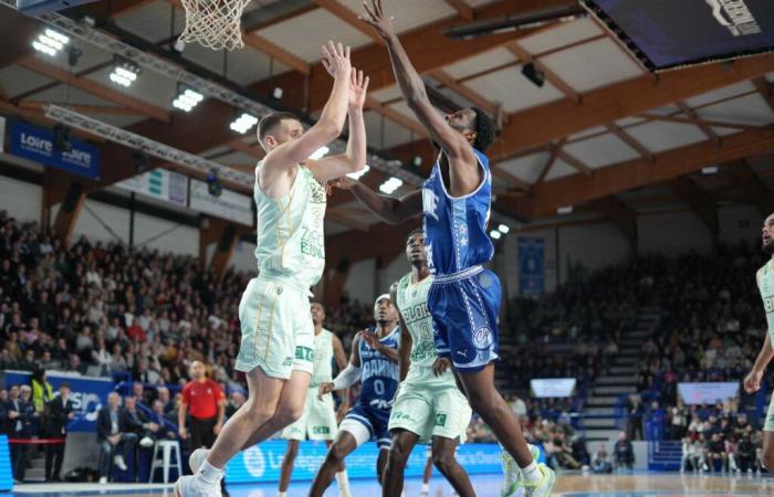 Corale Roanne Basket – Corale-Blois 92-97: fine della serie