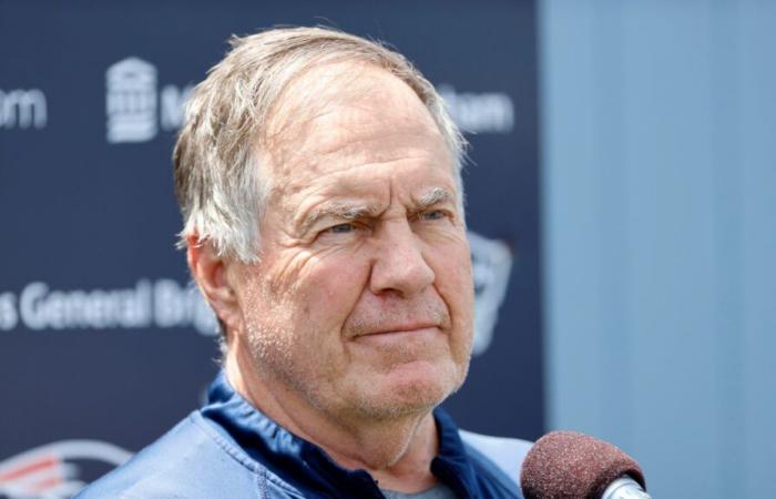 Calcio/NCAA: Bill Belichick assume la guida della North Carolina University