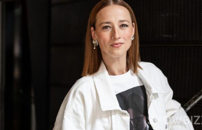 Karine Vanasse torna sull’annuncio della sua relazione con Guillaume Duranceau-Thibert