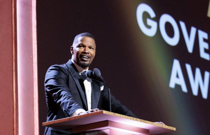 Jamie Foxx tra la vita e la morte a causa di un’emorragia cerebrale