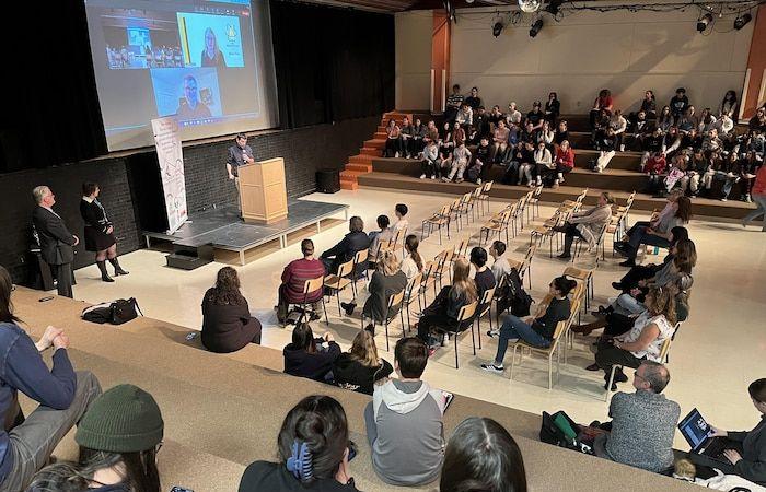 Frédéric Bénichou, docente di Manicois, premiato per il suo impegno scientifico