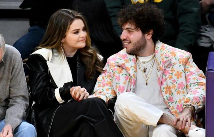 Selena Gomez e Benny Blanco sono fidanzati dopo 1 anno di frequentazione