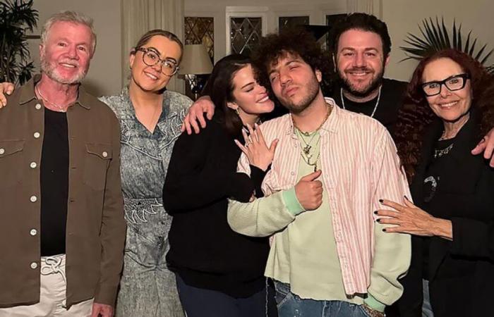 Chi ha partecipato alla celebrazione del fidanzamento di Selena Gomez e Benny Blanco?