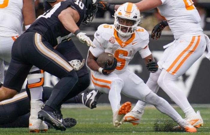 Tennessee’s Run Game, esperienza in condizioni di parità con il freddo per il calcio di dicembre all’Ohio Stadium