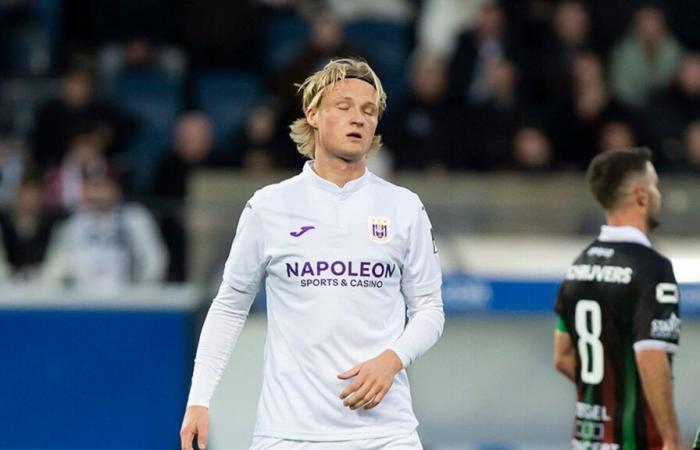 LIVE (ore 21): Dolberg e Dreyer in panchina con l’Anderlecht modificato a Praga