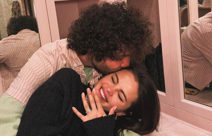 Selena Gomez fidanzata con Benny Blanco, squillo lampeggiante