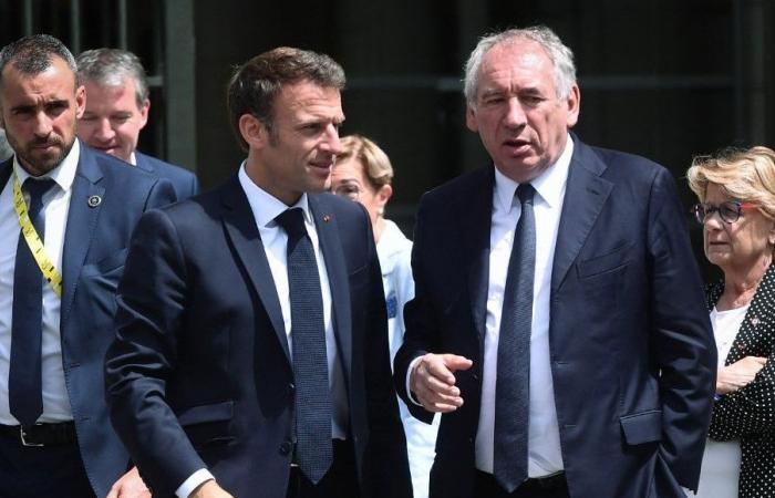 Governo: prevista per venerdì mattina la nomina del nuovo primo ministro, François Bayrou lo ha ricevuto all'Eliseo