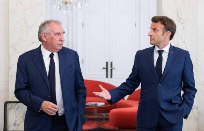 Dopo aver fatto attendere ancora la Francia, Emmanuel Macron nomina François Bayrou primo ministro