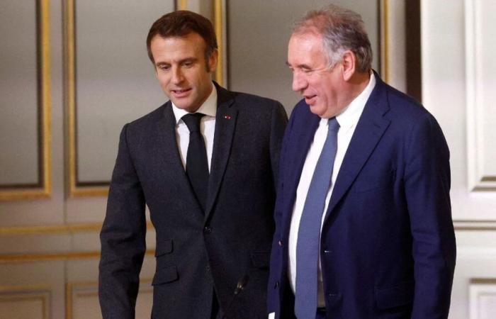 Emmanuel Macron incontra François Bayrou all’Eliseo alle 8,30.