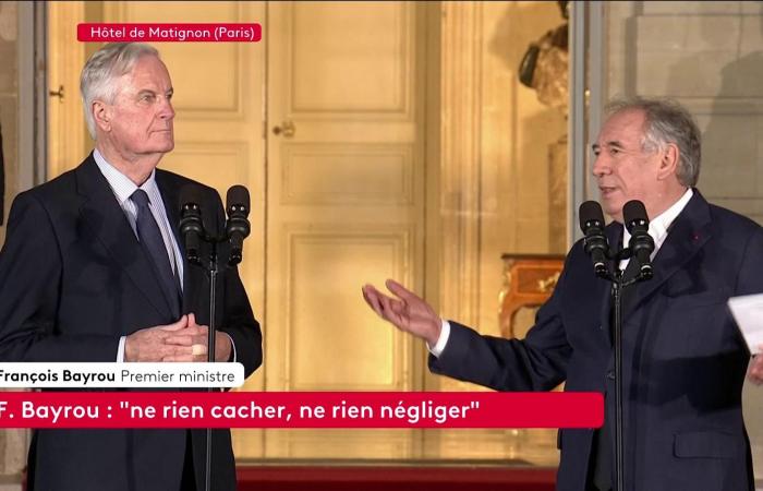 i tre momenti del passaggio di potere tra Michel Barnier e François Bayrou da non perdere