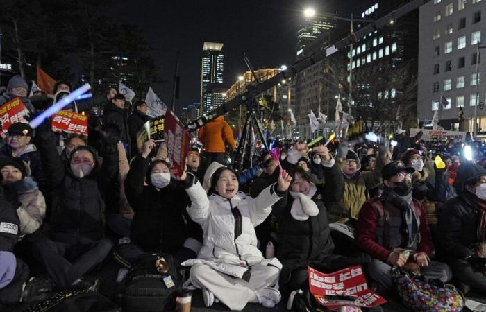 Il parlamento della Corea del Sud mette sotto accusa il presidente Yoon