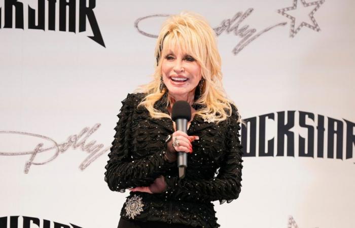 Dolly Parton condivide una richiesta che il marito Carl Dean ha fatto all'inizio del matrimonio