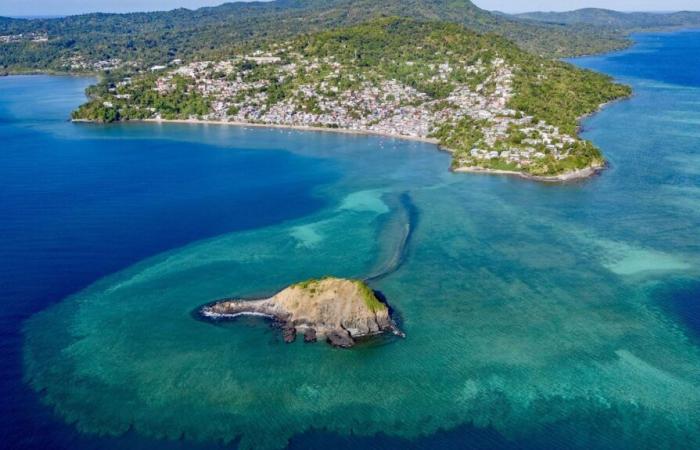 L’arcipelago francese di Mayotte è in massima allerta per l’arrivo del ciclone Chido