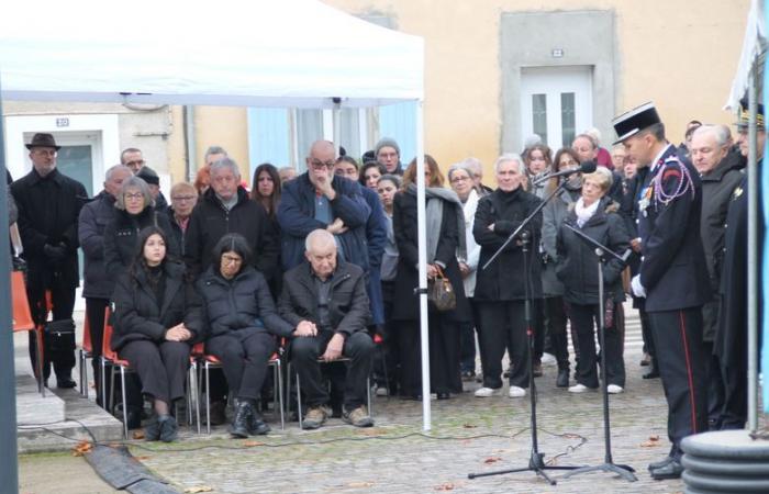 Il toccante omaggio dei vigili del fuoco del Tarn alla loro Barbara, 21 anni, uccisa in un incidente stradale