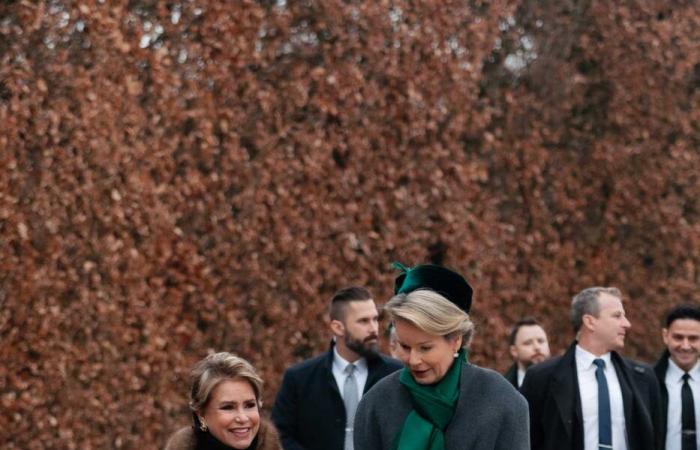 La coppia reale belga e la coppia granducale si scatenano a Bastogne per l’80esimo anniversario della Battaglia delle Ardenne