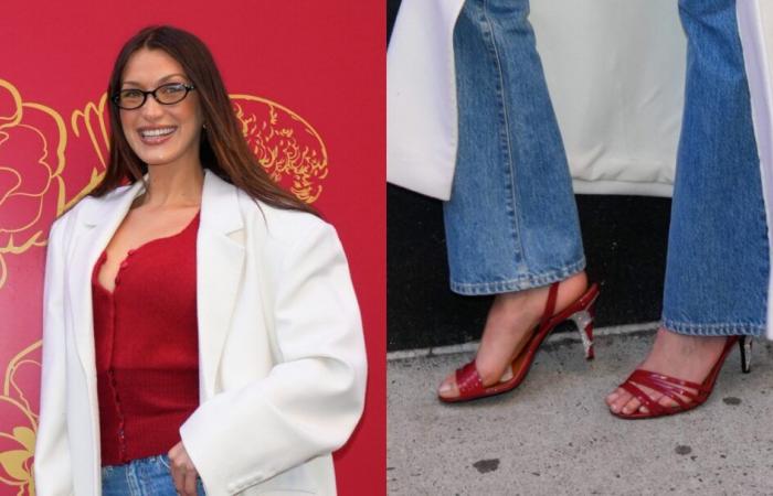 Bella Hadid vede il rosso in sandali scarlatti e tacchi abbaglianti al pop-up del profumo Orabella a New York