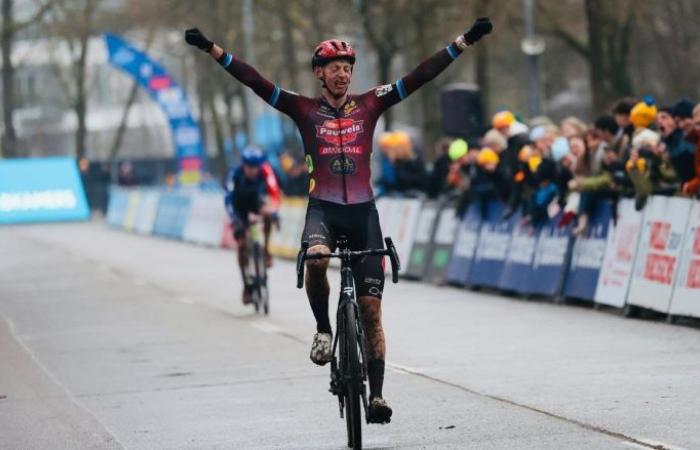 Ciclocross. Ciclismo. X2O Trofee – Michael Vanthourenhout: “Punto tutto sull'ultimo giro”