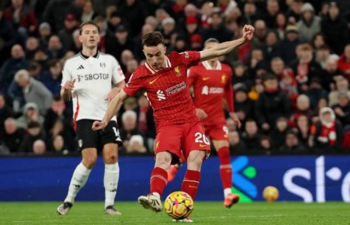 Il Liverpool salva il pareggio contro il Fulham, l’Arsenal rallentato dall’Everton in Premier League