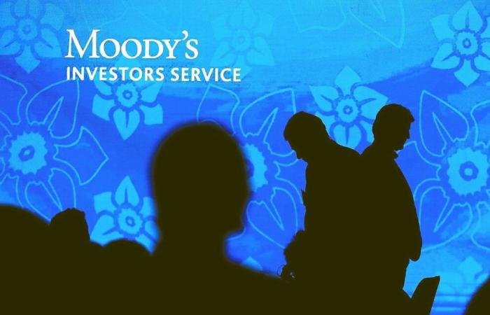 Moody's abbassa di un livello il rating della Francia