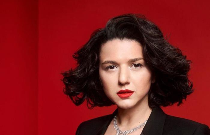 Chi è Khatia Buniatishvili, membro della giuria di Miss Francia e artista “inquietante”?