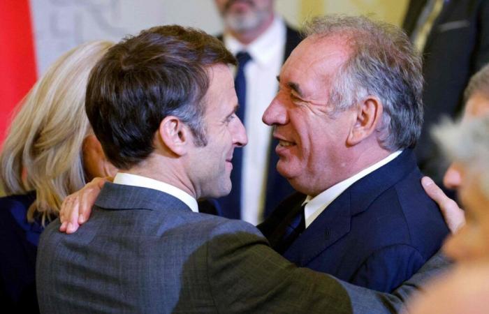 “François Bayrou ha in mano i dadi”