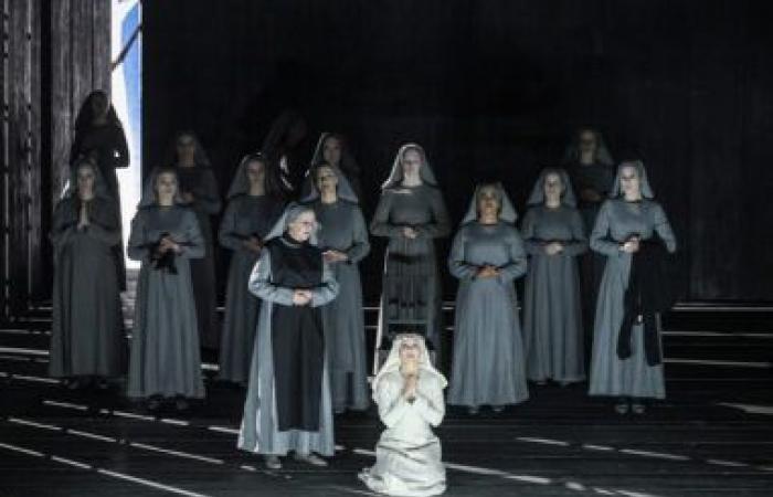 Dialoghi incorruttibili dei Carmelitani di Olivier Py al Théâtre des Champs-Élysées