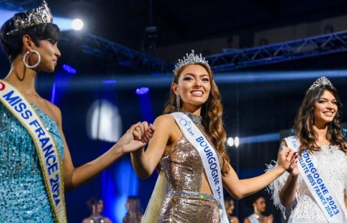 “Conto su di te per riportare la sciarpa di Miss France”