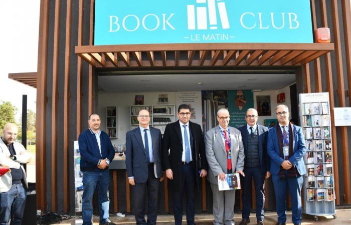 Chiosco Book Club Le Matin: libri self-service per riconnettersi con la lettura