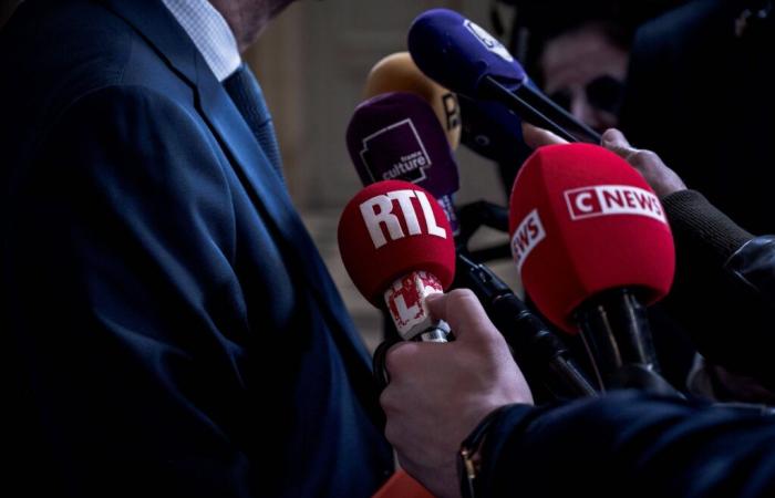 Giornalista di RTL aggredito in diretta al Nord