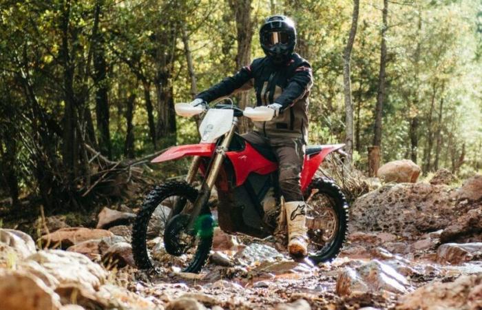 L’enduro elettrico Stark Varg EX parte da 12.900 euro