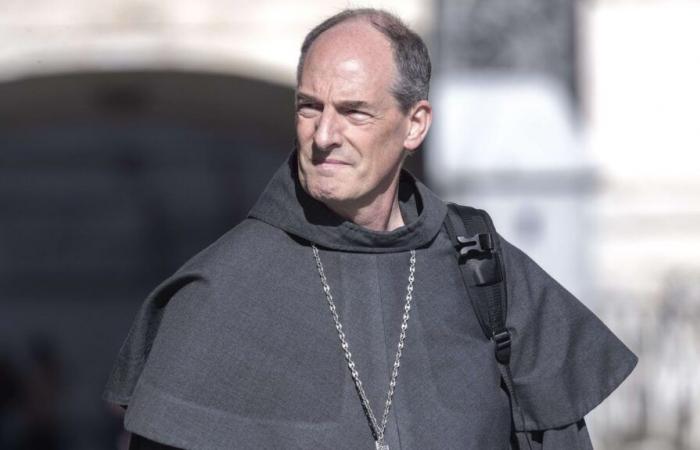 chi è il cardinale Bustillo, all’origine della venuta del Santo Padre in Corsica?