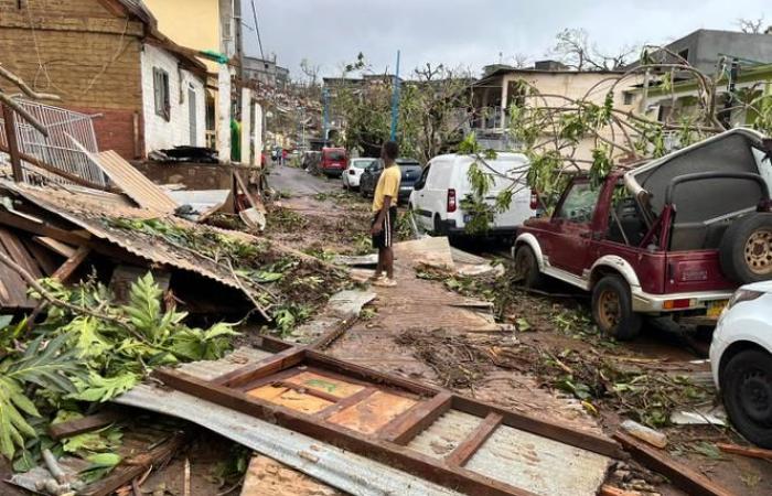 Il ciclone Chido a Mayotte ha ucciso almeno 14 persone; il prefetto teme “diverse centinaia” o addirittura “qualche migliaio” di morti nell'arcipelago