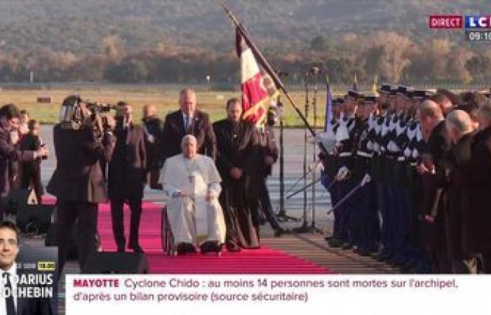 LIVE – Papa Francesco in Corsica: il sovrano pontefice saluta la folla ad Ajaccio