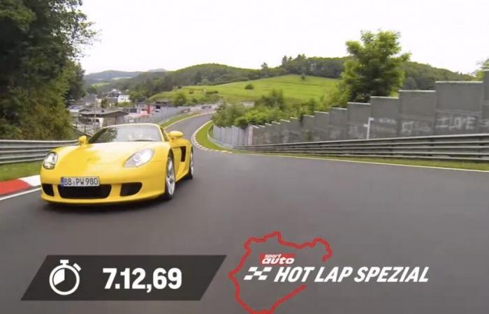 Con i suoi nuovi pneumatici, la vecchia Porsche Carrera GT ha davvero dei bei resti