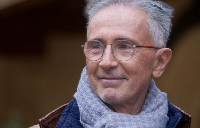 “Non è ancora tutto chiaro”: Thierry Lhermitte discute delle zone grigie attorno alla morte di Michel Blanc