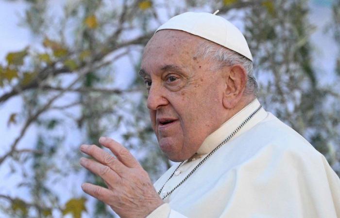 DIRETTO. Visita di Papa Francesco in Corsica: prima di lasciare Ajaccio, il Papa incontrerà all’aeroporto Emmanuel Macron