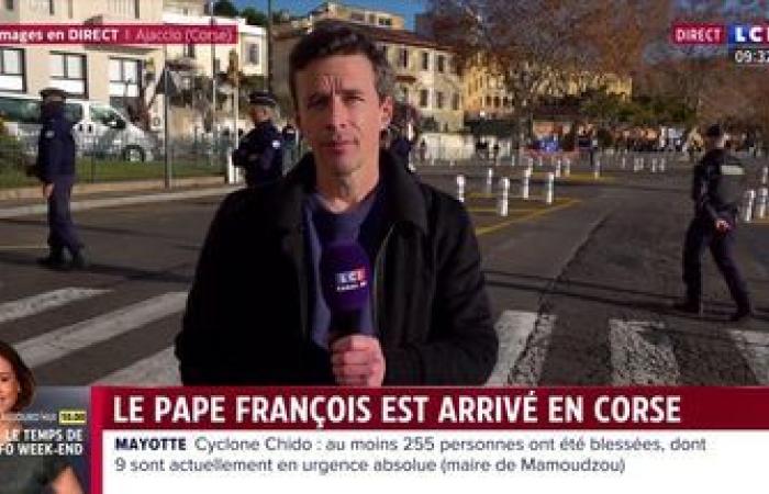 LIVE – Papa Francesco in Corsica: il sovrano pontefice saluta la folla ad Ajaccio