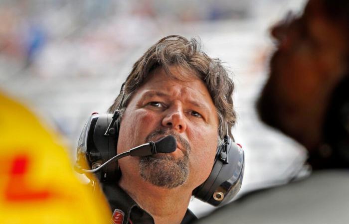 IndyCar scoppia: Michael Andretti attacca Roger Penske per il sistema charter proposto: “Allora vendi la serie!” »