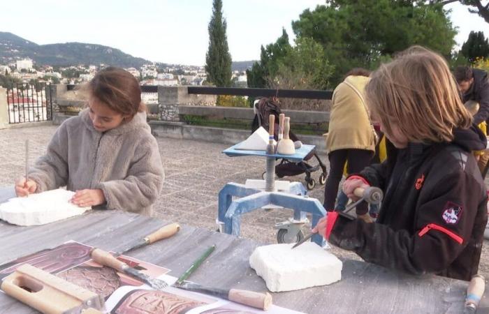 VIDEO – Quando i bambini colpiscono la pietra: un laboratorio alla scoperta di un’arte ancestrale