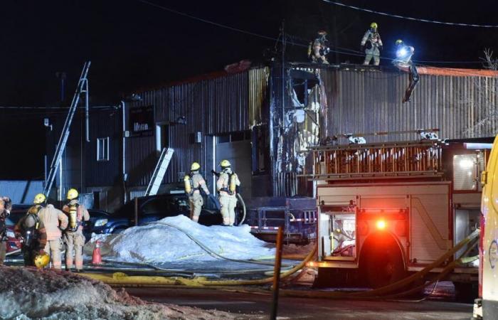 Un’azienda vittima di un incendio doloso a Montreal