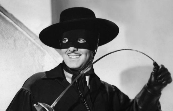 “Zorro”, l’eroe mascherato, sotto il costume un po’ disilluso indossato da Jean Dujardin