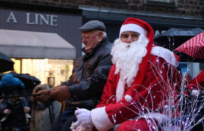 Questa cittadina della Manica organizza la sua grande sfilata di Natale domenica 15 dicembre 2024