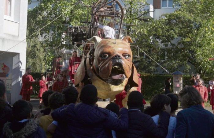 “Giganti nella mia città”: quando l’azienda Royal de Luxe si pone all’altezza dei bambini