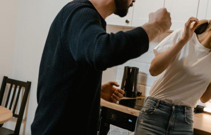 Violenza domestica a Compiègne. “È lei che fa di tutto per portarmi lì…”